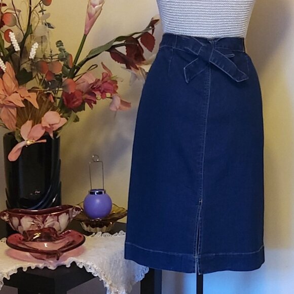 NWT Women’s Navy Blue Stretch Cotton Chic Midi Denim Skit Size 8 12 16 - Picture 1 of 7